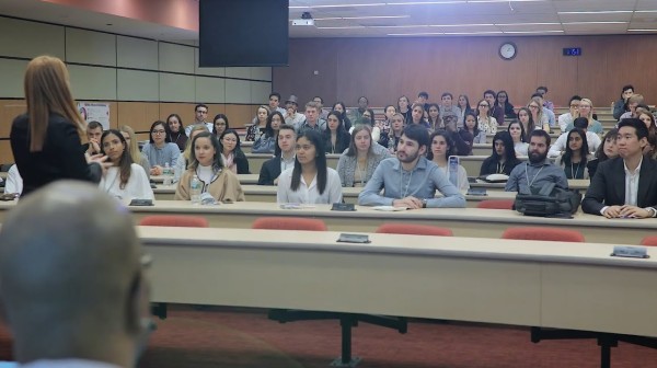 ISMMS students in class